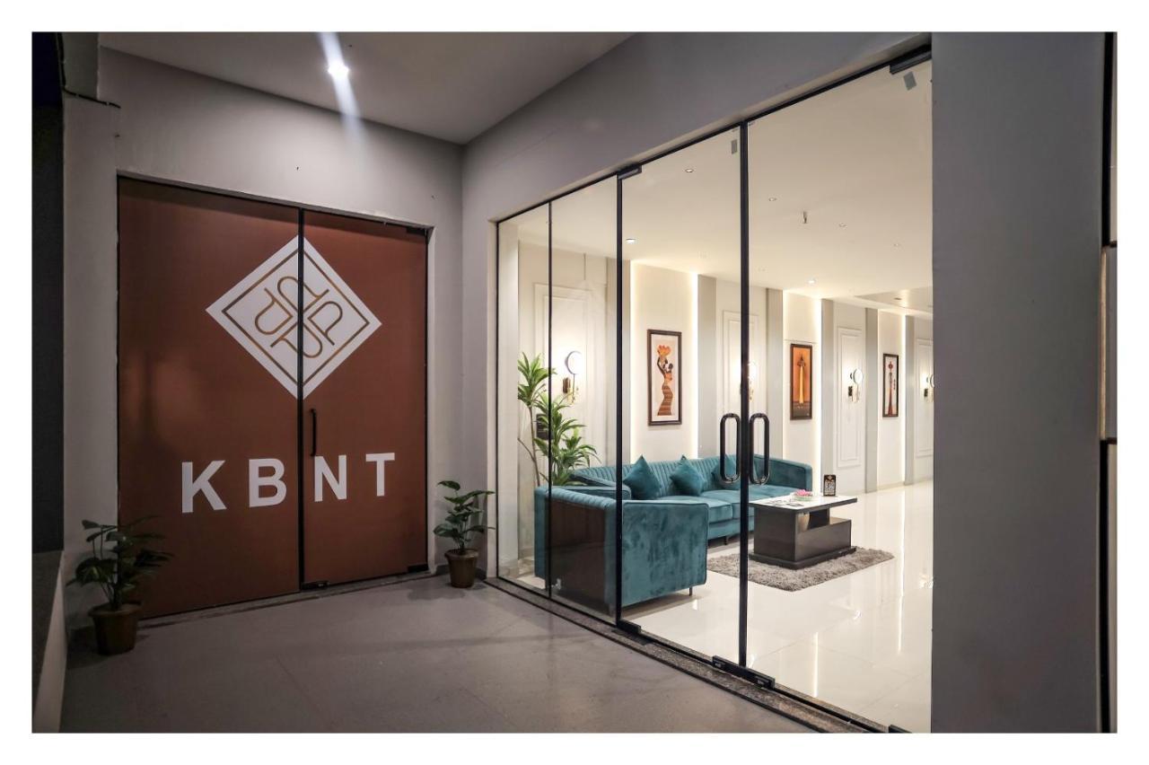 Hotel The Parker Inn By Kbnt Group Surat Dış mekan fotoğraf