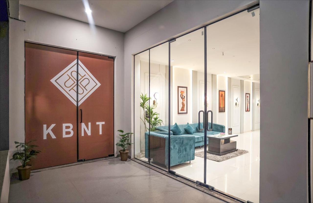Hotel The Parker Inn By Kbnt Group Surat Dış mekan fotoğraf